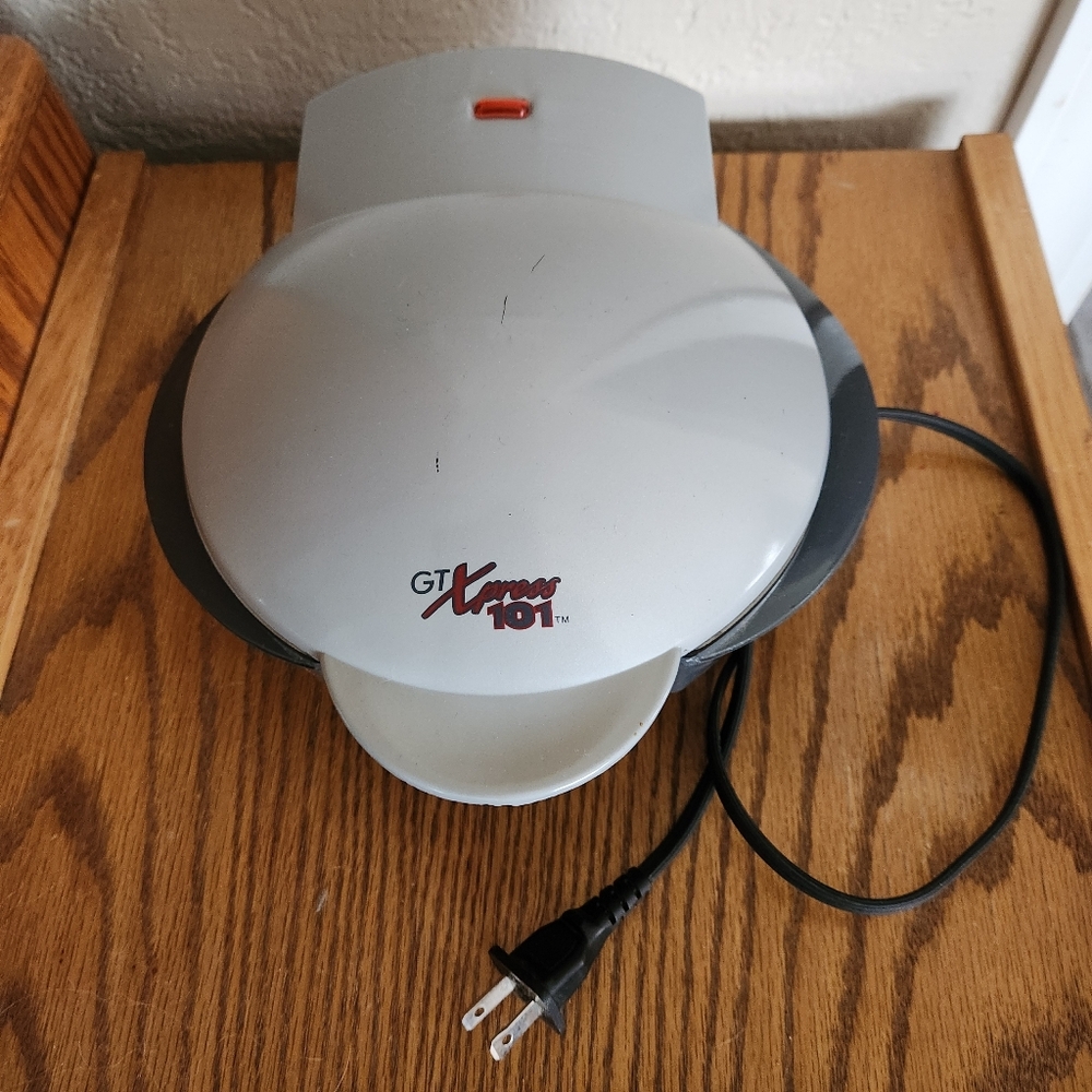 GT XPRESS 101 INDOOR NON-STICK DOUBLE-SIDED ELECTRIC GRILL